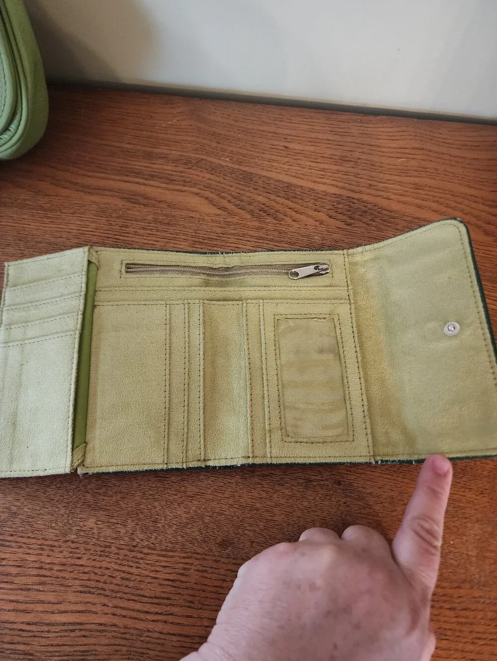Wilsons Green Leather Bag & Longaberger Pouch W/free Wallet